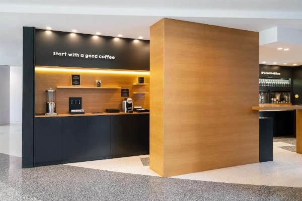 HI Hotel Bari image 20